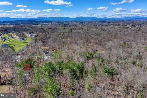 $685,000 | 10137 Lake Crest Place, Culpeper, VA 22701
