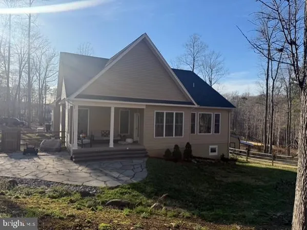 $685,000 | 10137 Lake Crest Place, Culpeper, VA 22701