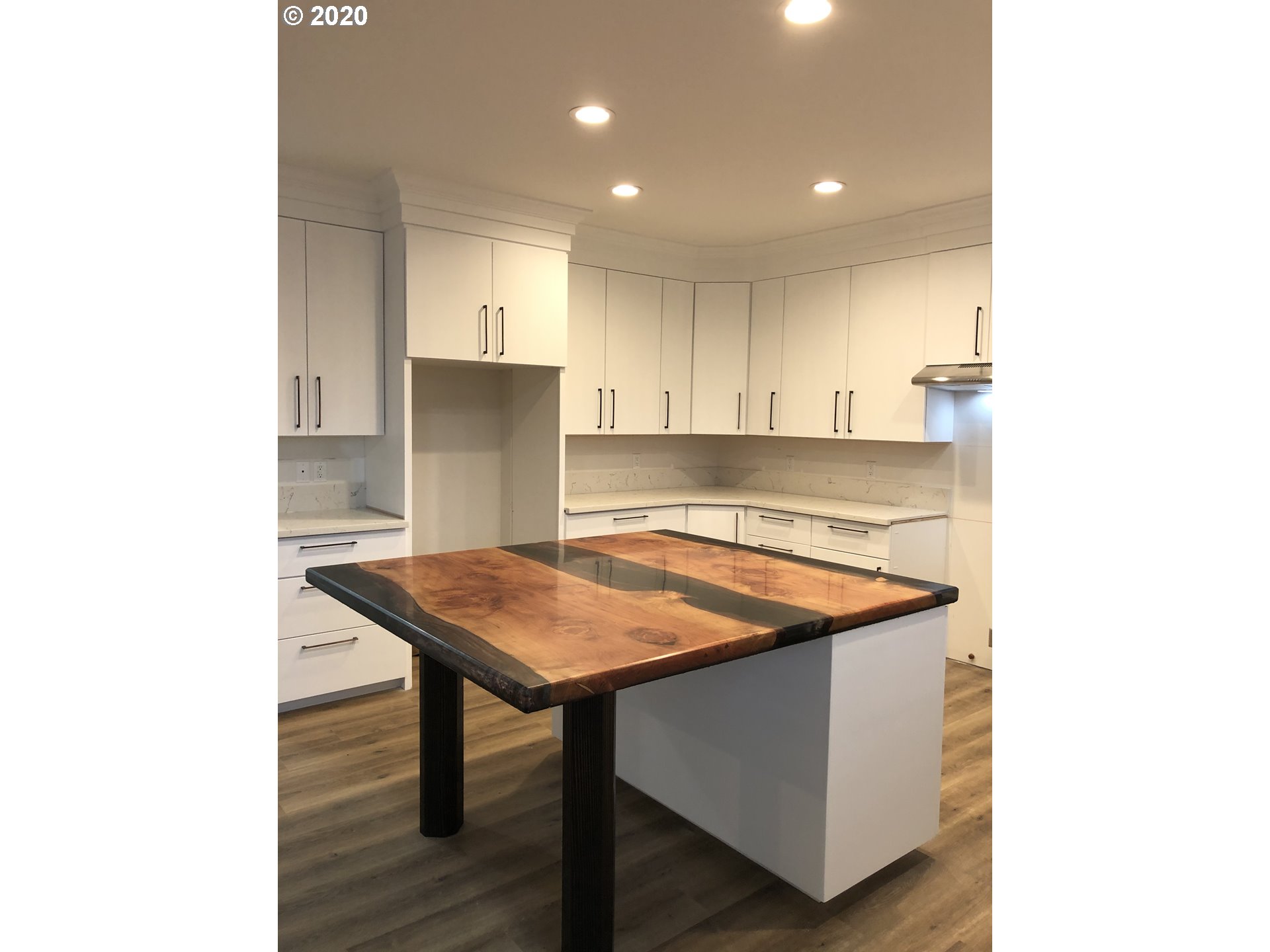 668 Divot Loop Sutherlin, OR 97479 - Photo 22 of 27 Gallery Image 22