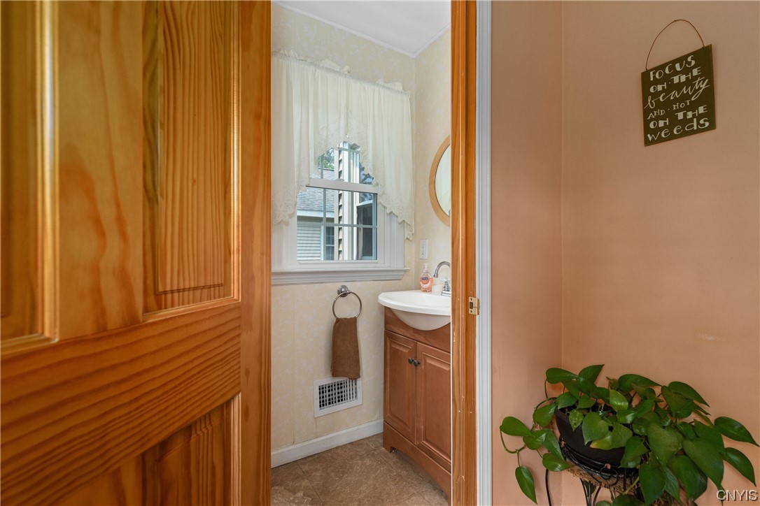 7611 River Road Lysander, NY 13027 - Photo 28 of 41