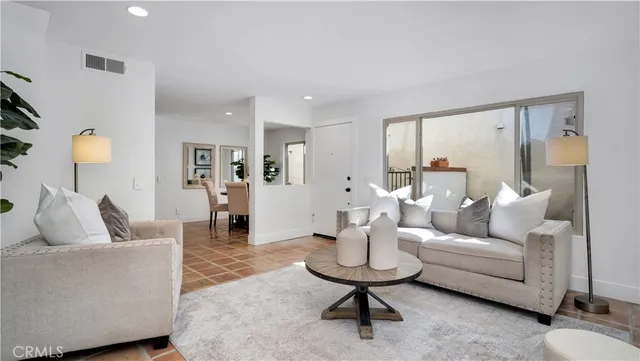 $1,449,000 | 3 Varesa, Irvine, CA 92620