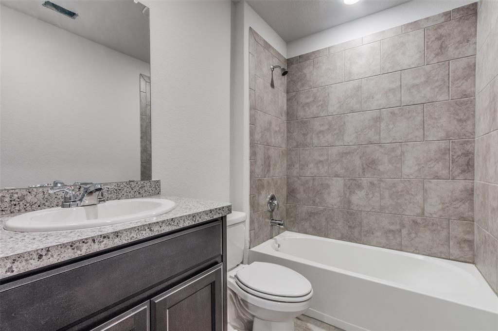 16437 Pembine Lane Justin, TX 76247 - Photo 9 of 10