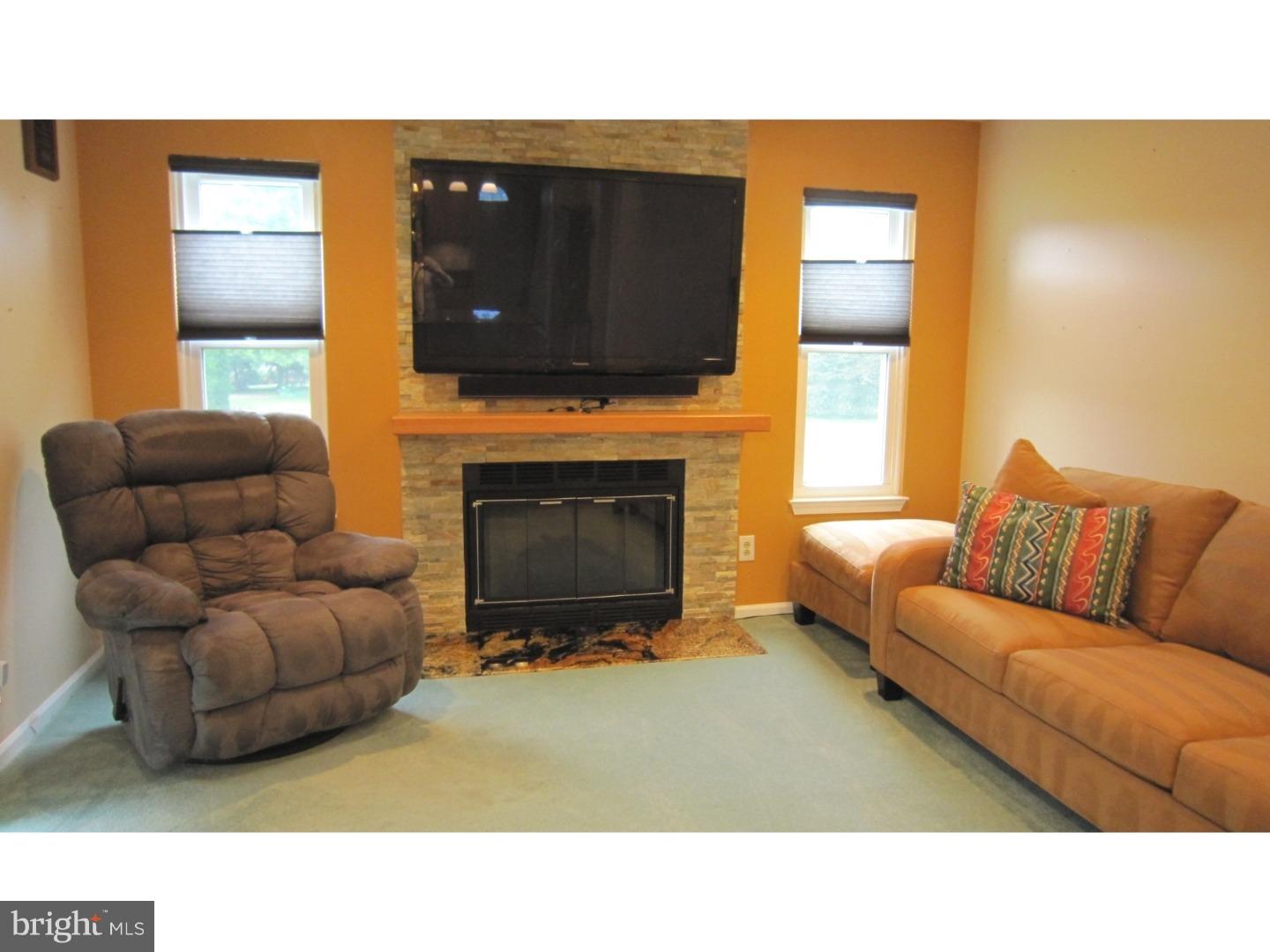 1851 Farmdale Road Jamison, PA 18929 - Photo 14 of 18 Family Room