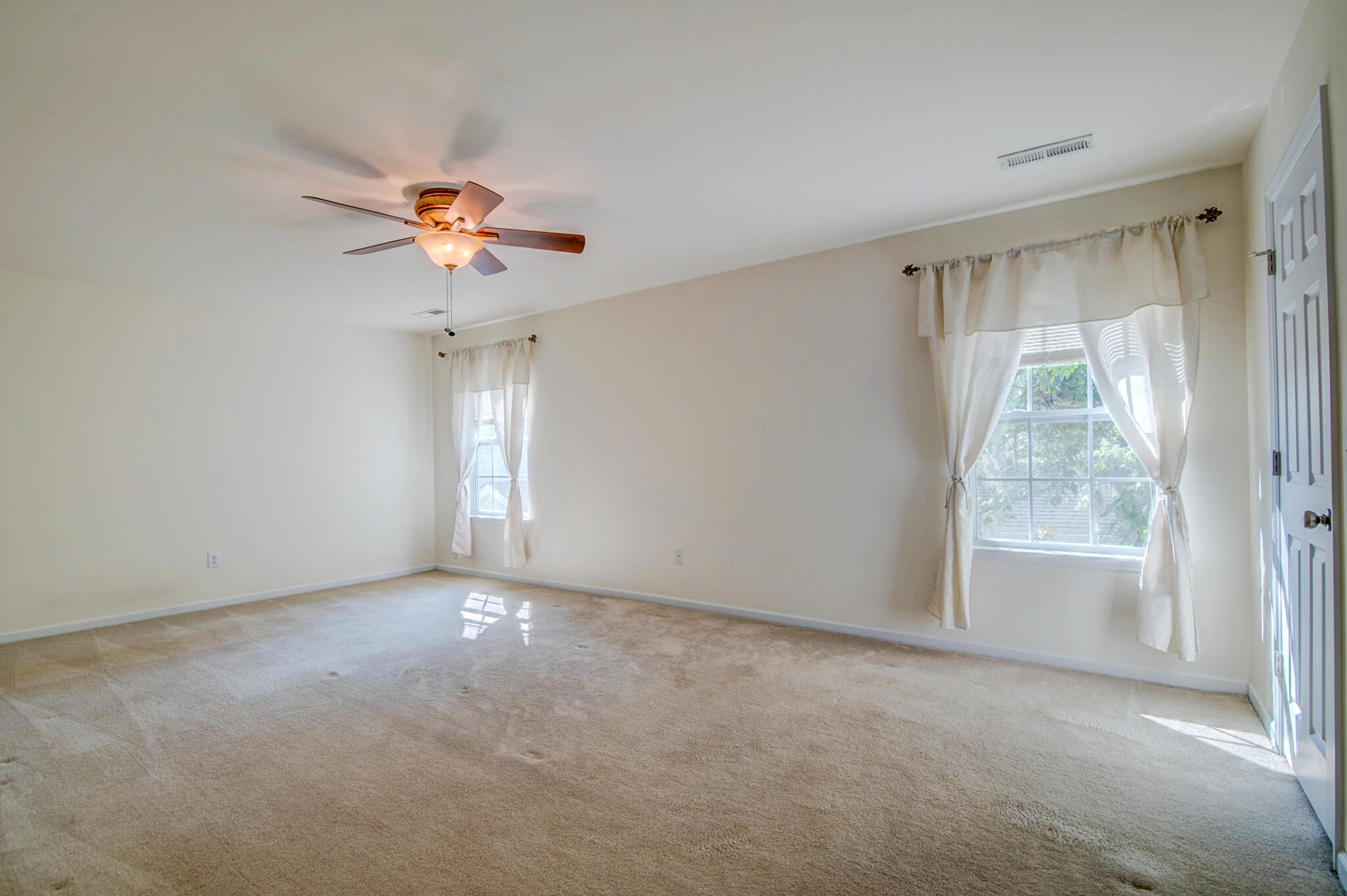 148 Dorothy Drive Charleston, SC 29414 - Photo 20 of 29 2nd Floor Bedroom