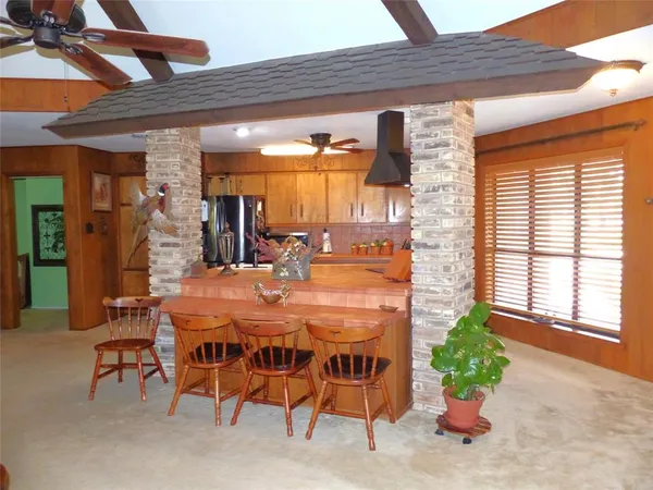 $299,500 | 135 Lakeview Drive, Brady, TX 76825