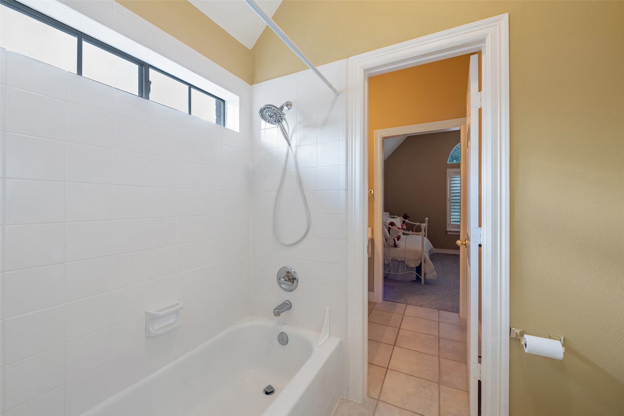 15306 Beecham Drive Houston, TX 77068 - Photo 34 of 48 Bath has separate tub/shower and toilet area.