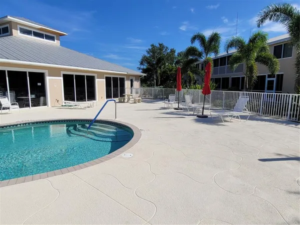 $2,900 | 9550 Fiddlers Green Circle, Unit 105, Rotonda West, FL 33947