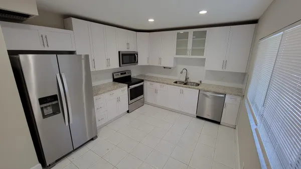 $2,200 | 6289 Lear Drive, Unit 203, Lake Worth, FL 33462