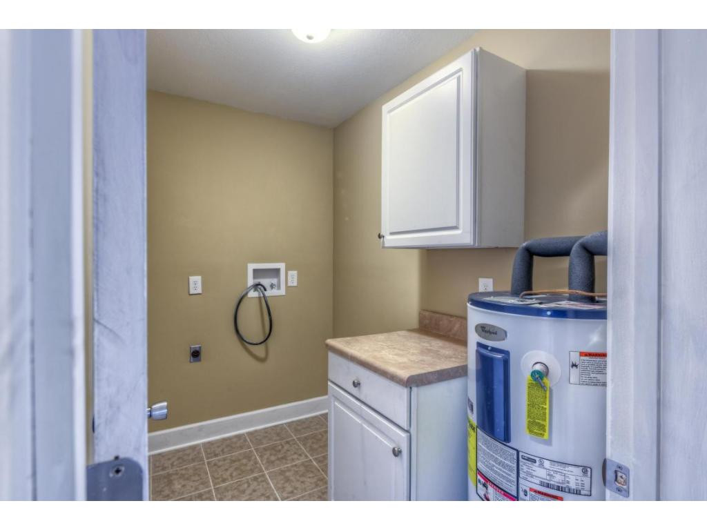 201 Hemlock Road Bristol, TN 37620 - Photo 14 of 19 Photo 14