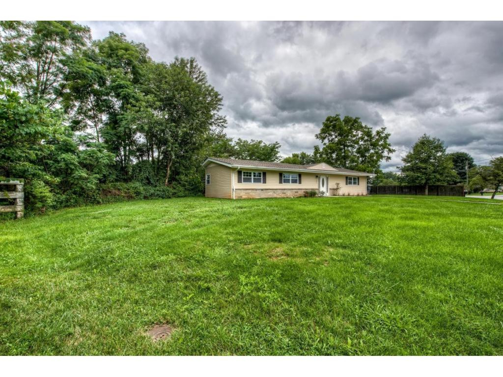 201 Hemlock Road Bristol, TN 37620 - Photo 17 of 19 Photo 17