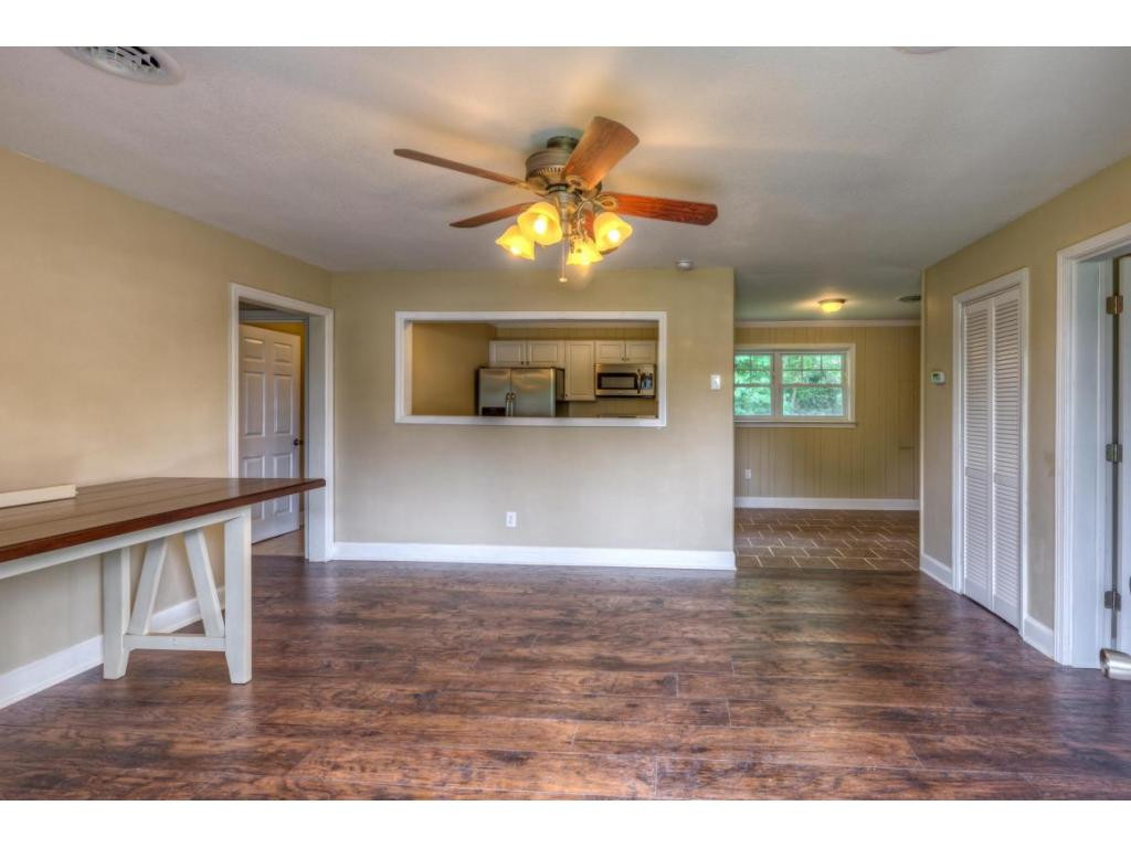 201 Hemlock Road Bristol, TN 37620 - Photo 2 of 19 Photo 2