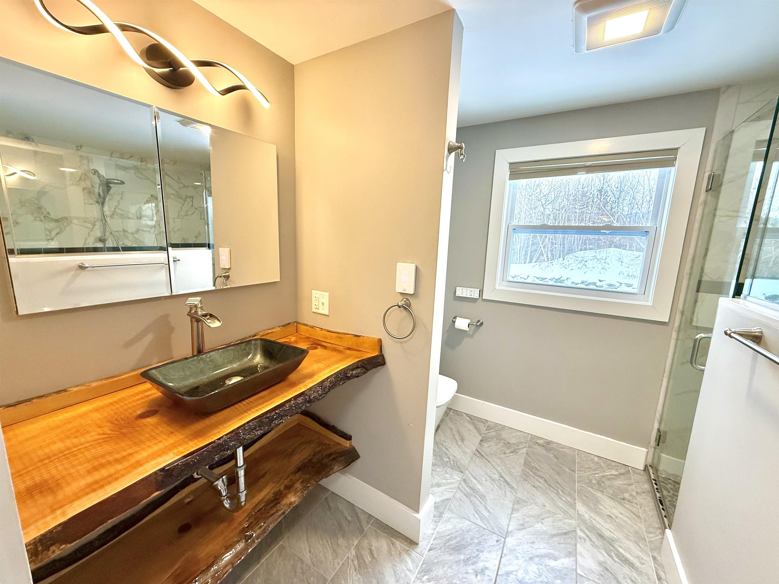 8 Edgewood Road Springfield, VT 05156 - Photo 11 of 38