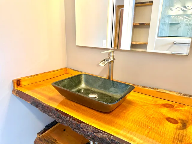 $375,000 | 8 Edgewood Road, Springfield, VT 05156