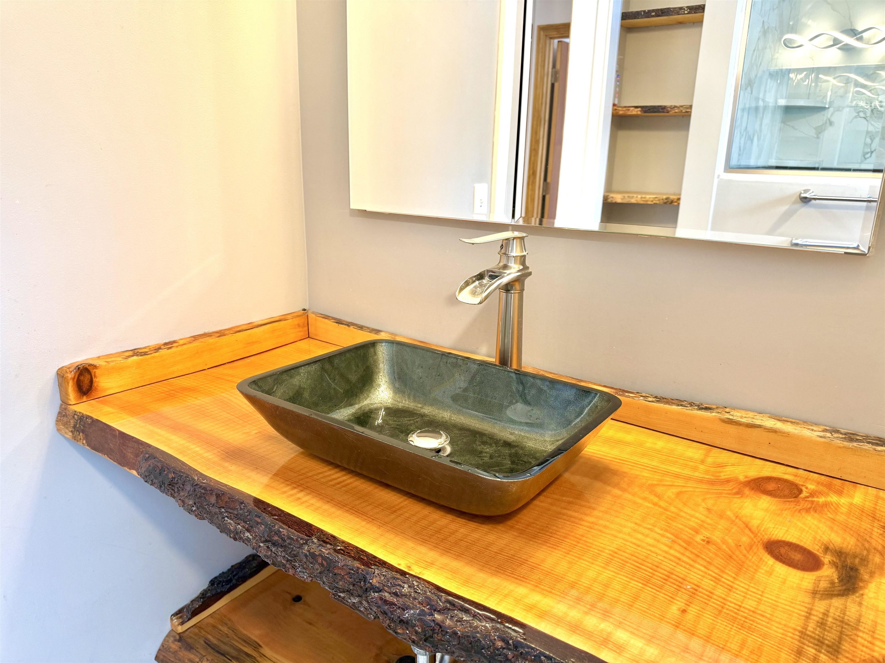 8 Edgewood Road Springfield, VT 05156 - Photo 12 of 38