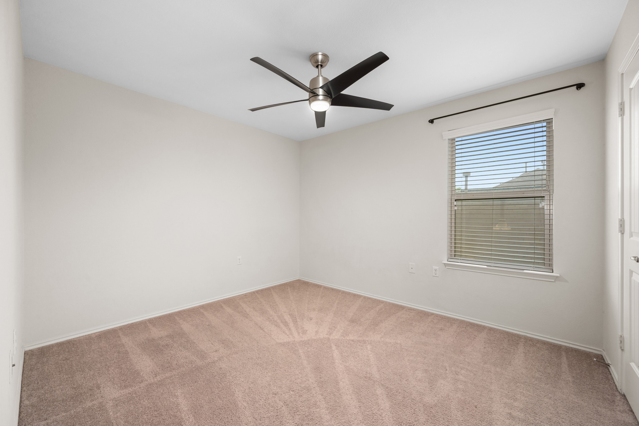 7108 Crestone Road Austin, TX 78744 - Photo 19 of 34