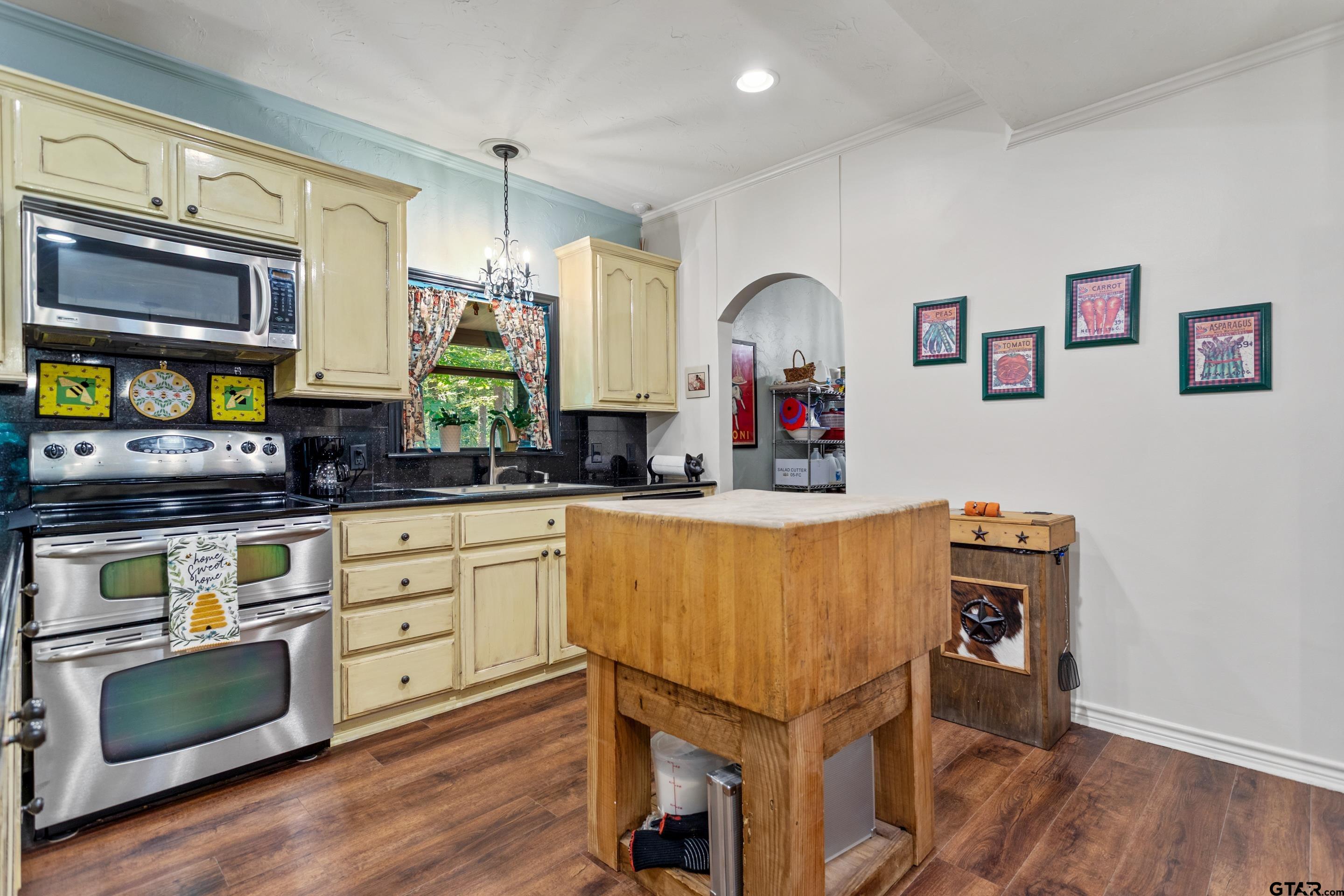 364 County Road 1605 Rusk, TX 75785 - Photo 20 of 48