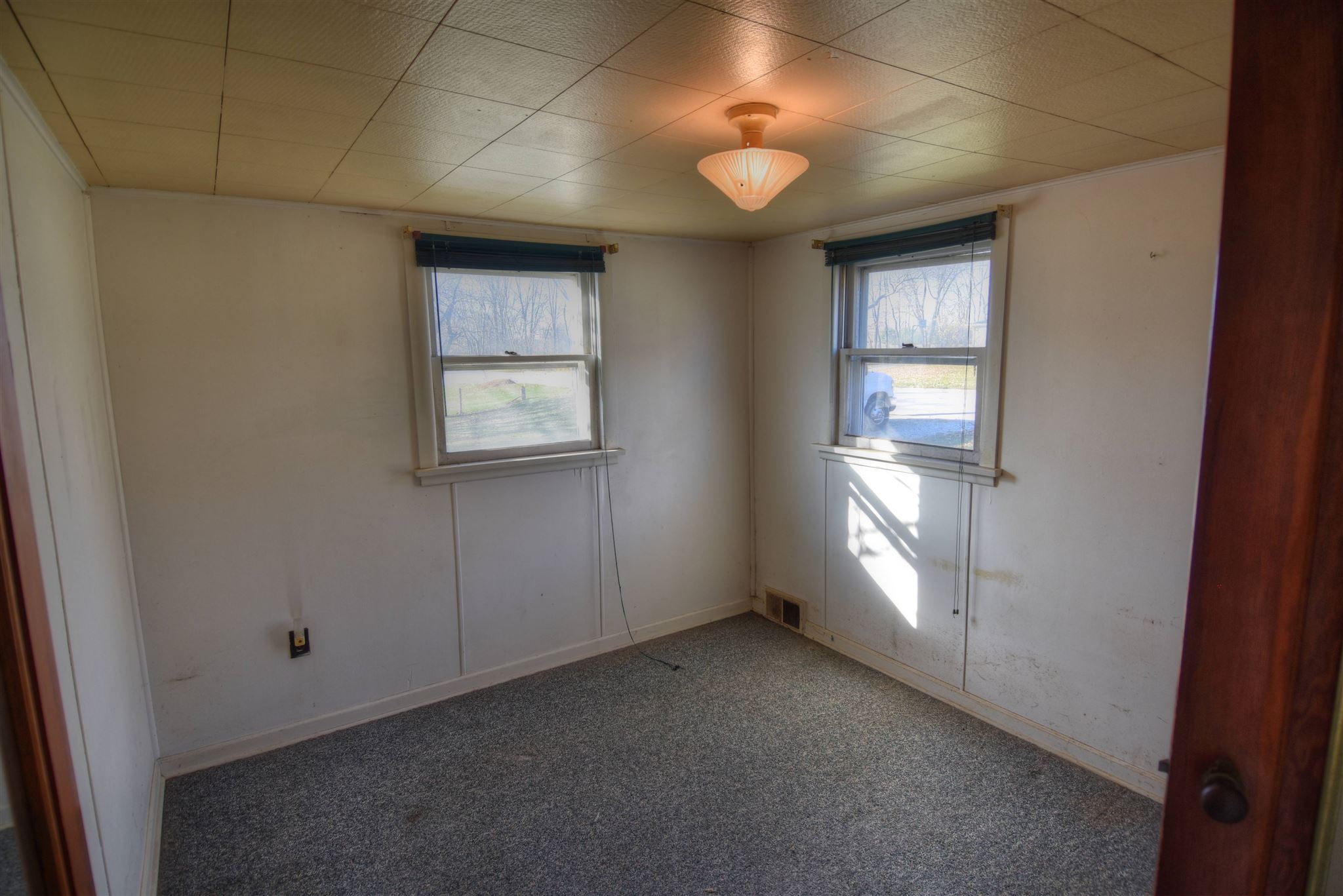 2406 Bashor Road Goshen, IN 46526 - Photo 17 of 27 Gallery Image 17
