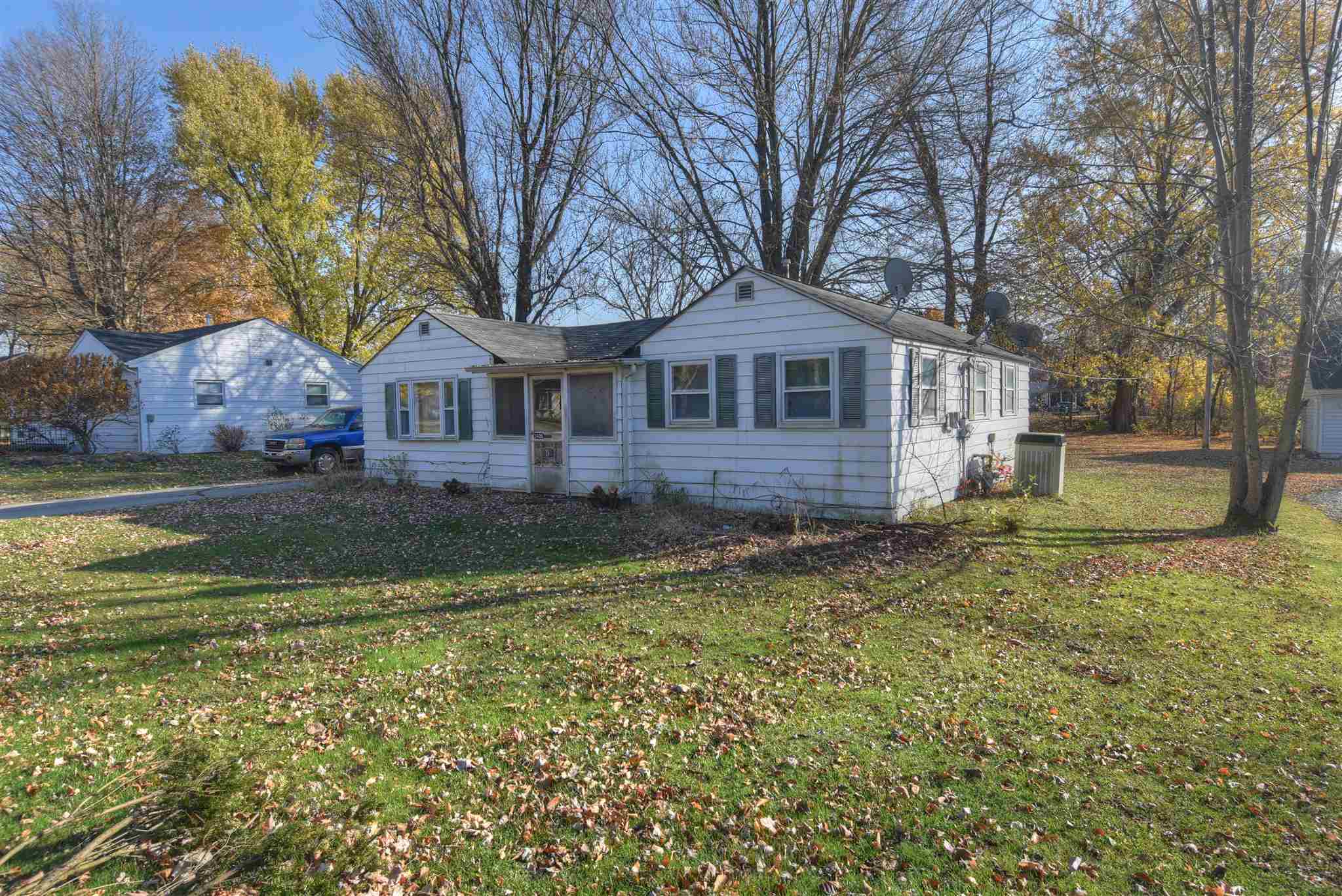 2406 Bashor Road Goshen, IN 46526 - Photo 3 of 27 Gallery Image 3