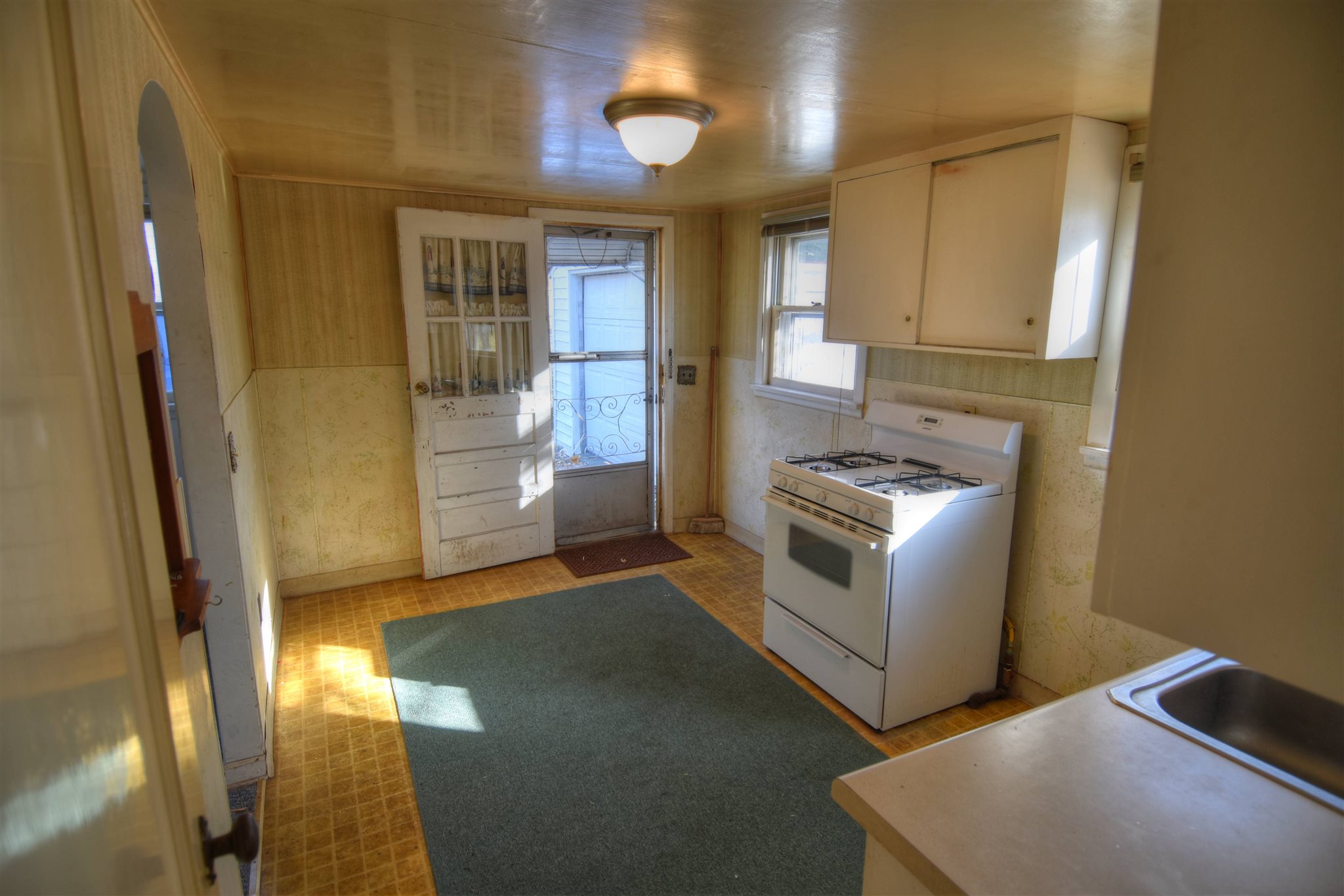 2406 Bashor Road Goshen, IN 46526 - Photo 7 of 27 Gallery Image 7