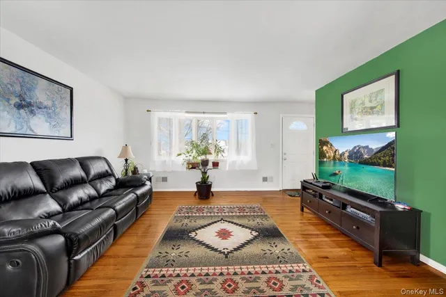 $519,900 | 32 Highland Avenue, Warwick, NY 10990