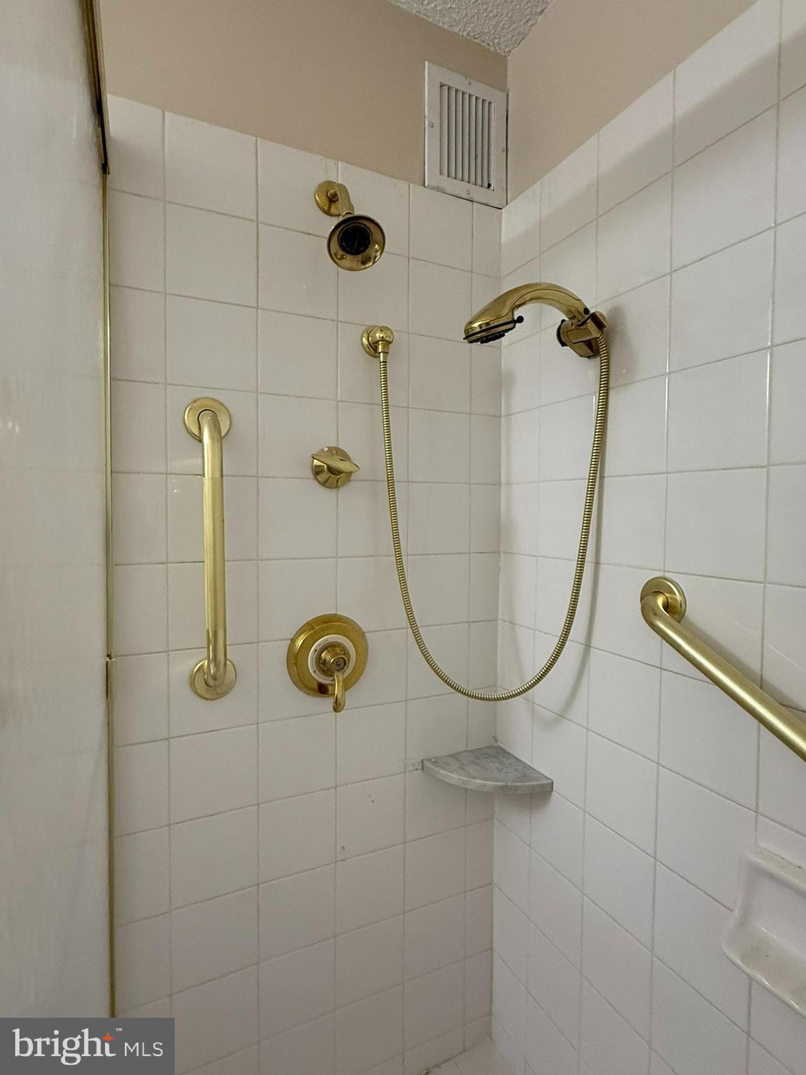 860 Lower Ferry Road, Unit 2K Ewing, NJ 08628 - Photo 4 of 14 a bathroom with a shower