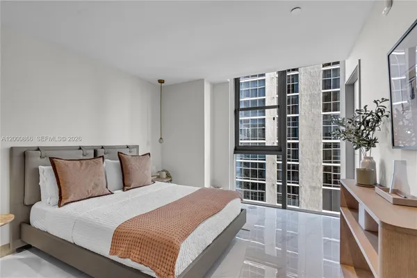 $19,500 | 711 Northeast 23rd Terrace, Unit 607, Miami, FL 33137