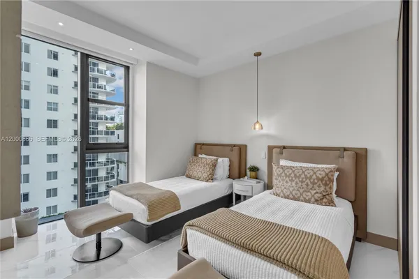 $19,500 | 711 Northeast 23rd Terrace, Unit 607, Miami, FL 33137