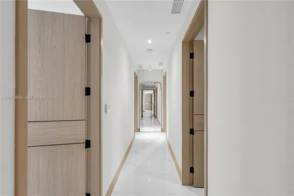 $19,500 | 711 Northeast 23rd Terrace, Unit 607, Miami, FL 33137