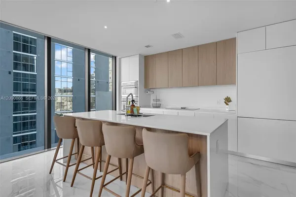 $19,500 | 711 Northeast 23rd Terrace, Unit 607, Miami, FL 33137