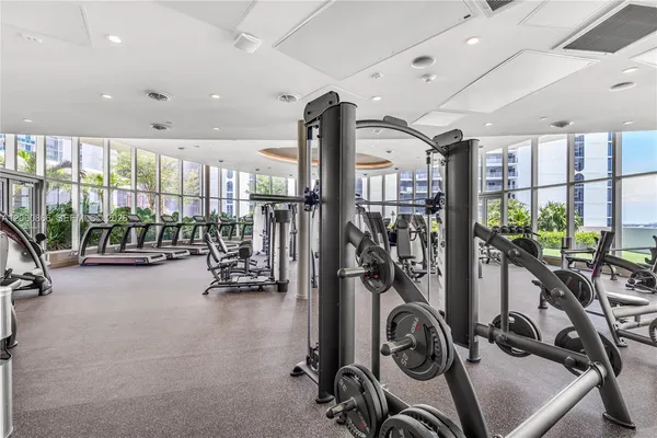 $19,500 | 711 Northeast 23rd Terrace, Unit 607, Miami, FL 33137