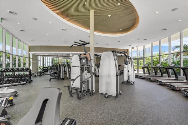 $19,500 | 711 Northeast 23rd Terrace, Unit 607, Miami, FL 33137