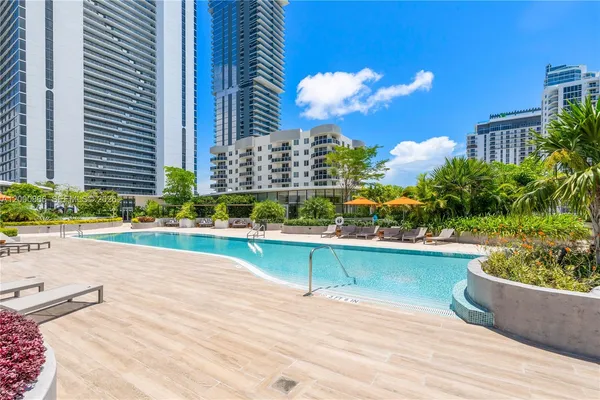 $19,500 | 711 Northeast 23rd Terrace, Unit 607, Miami, FL 33137