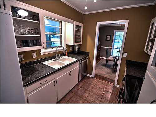 819 Briarfield Road Jackson, MS 39211 - Photo 11 of 36 Photo 11