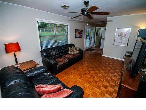 819 Briarfield Road Jackson, MS 39211 - Photo 17 of 36 Photo 17