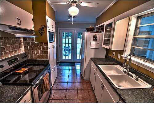 819 Briarfield Road Jackson, MS 39211 - Photo 10 of 36 Photo 10