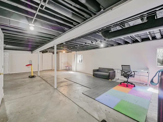 $599,000 | 402 Palmer Drive, Bolingbrook, IL 60490