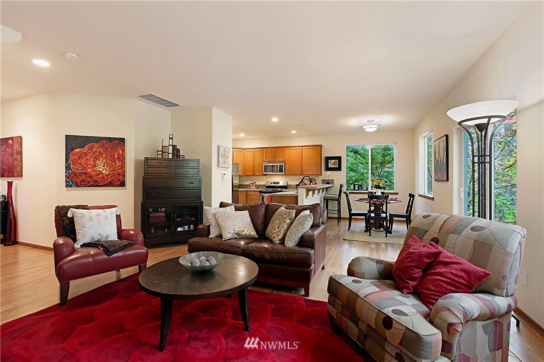 4201 150th Street Southeast Bothell, WA 98012 - Photo 7 of 25