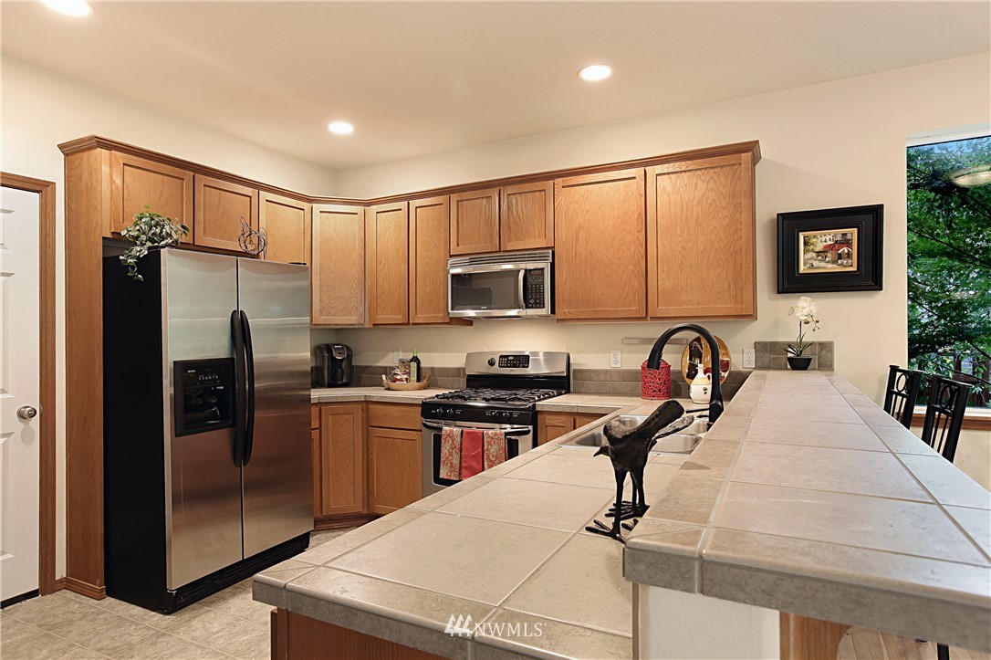4201 150th Street Southeast Bothell, WA 98012 - Photo 9 of 25