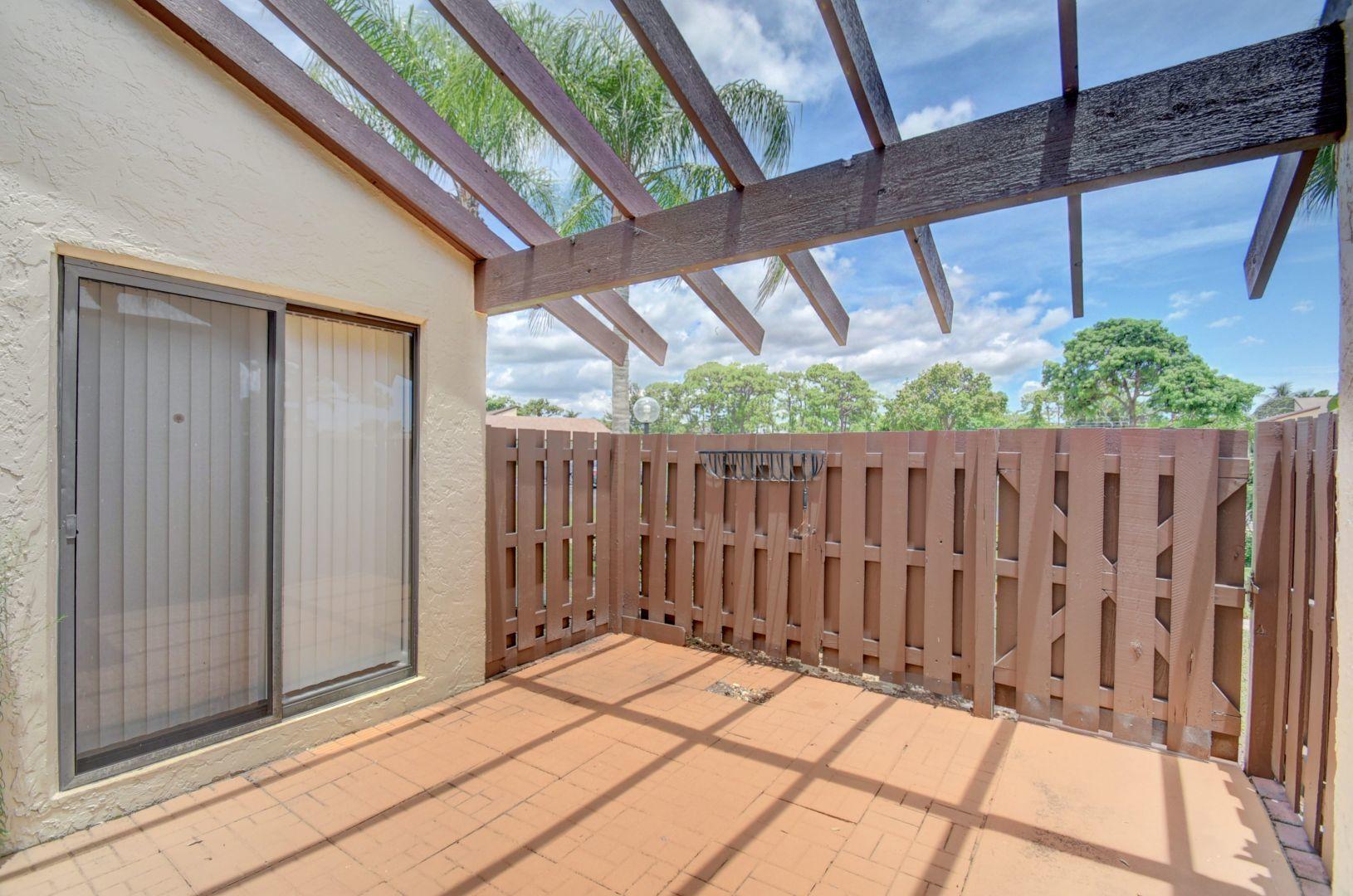 5130 Nesting Way, Unit B Delray Beach, FL 33484 - Photo 4 of 21 04_virtuals1 (4)