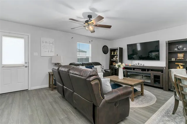 $2,950 | 845 Sugartree Drive, Cleburne, TX 76031