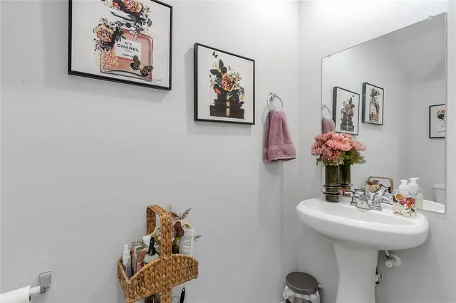 $2,950 | 845 Sugartree Drive, Cleburne, TX 76031