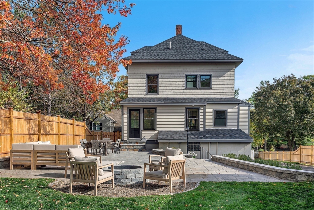 16 Oak Street Wellesley, MA 02482 - Photo 3 of 33