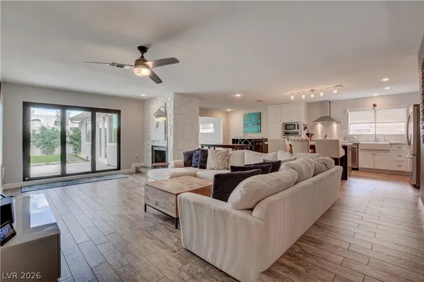 $5,000 | Undisclosed Address, Las Vegas, NV 89145