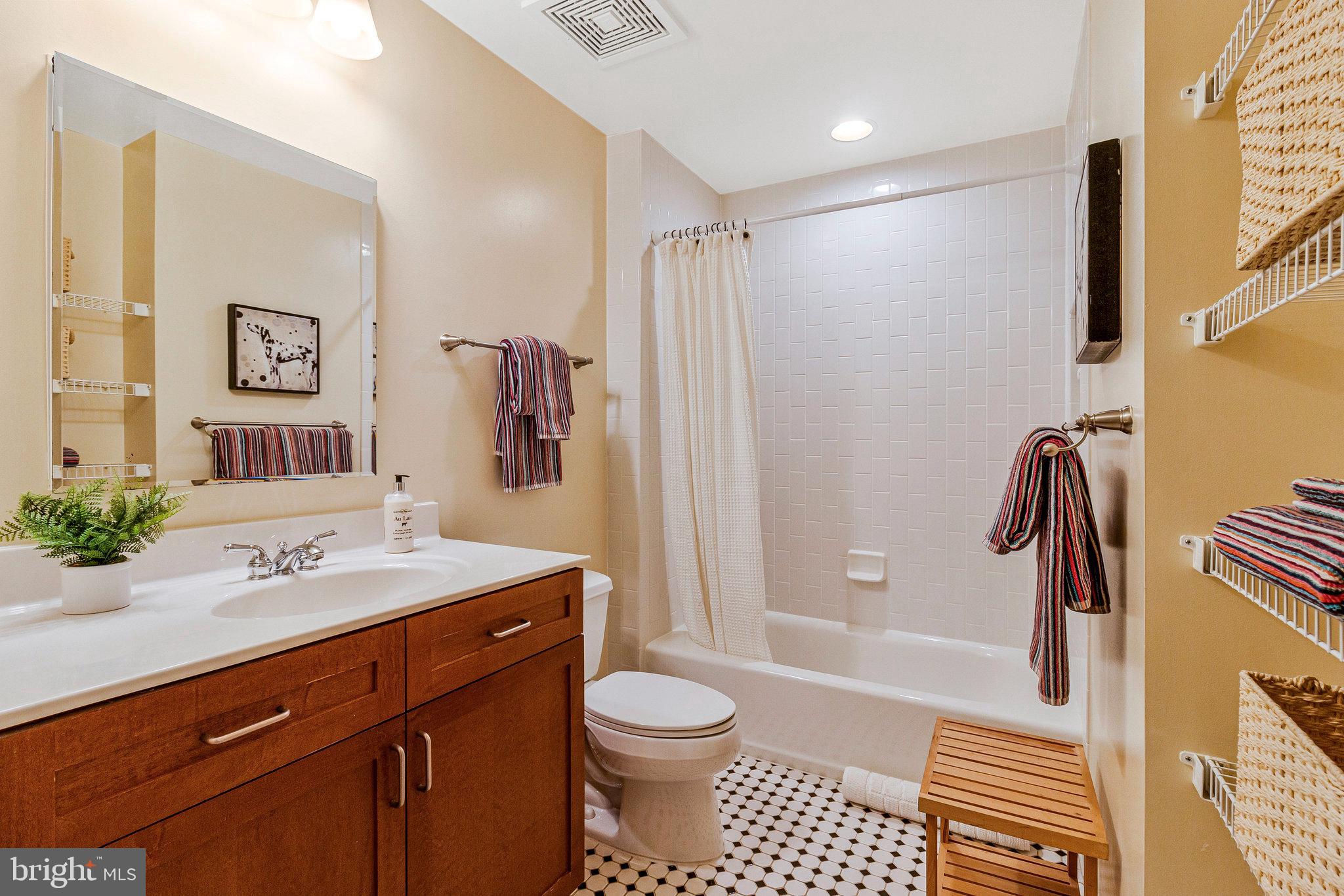 401 13th Street Northeast, Unit 309 Washington, DC 20002 - Photo 13 of 19