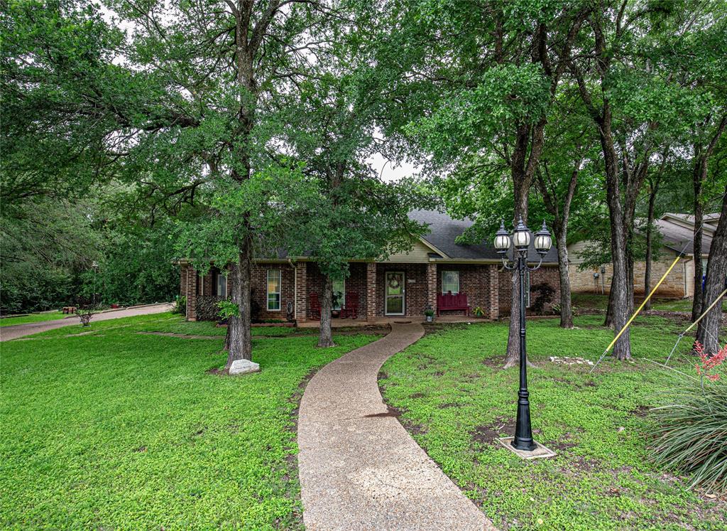 Surrounded by beautiful trees and privacy