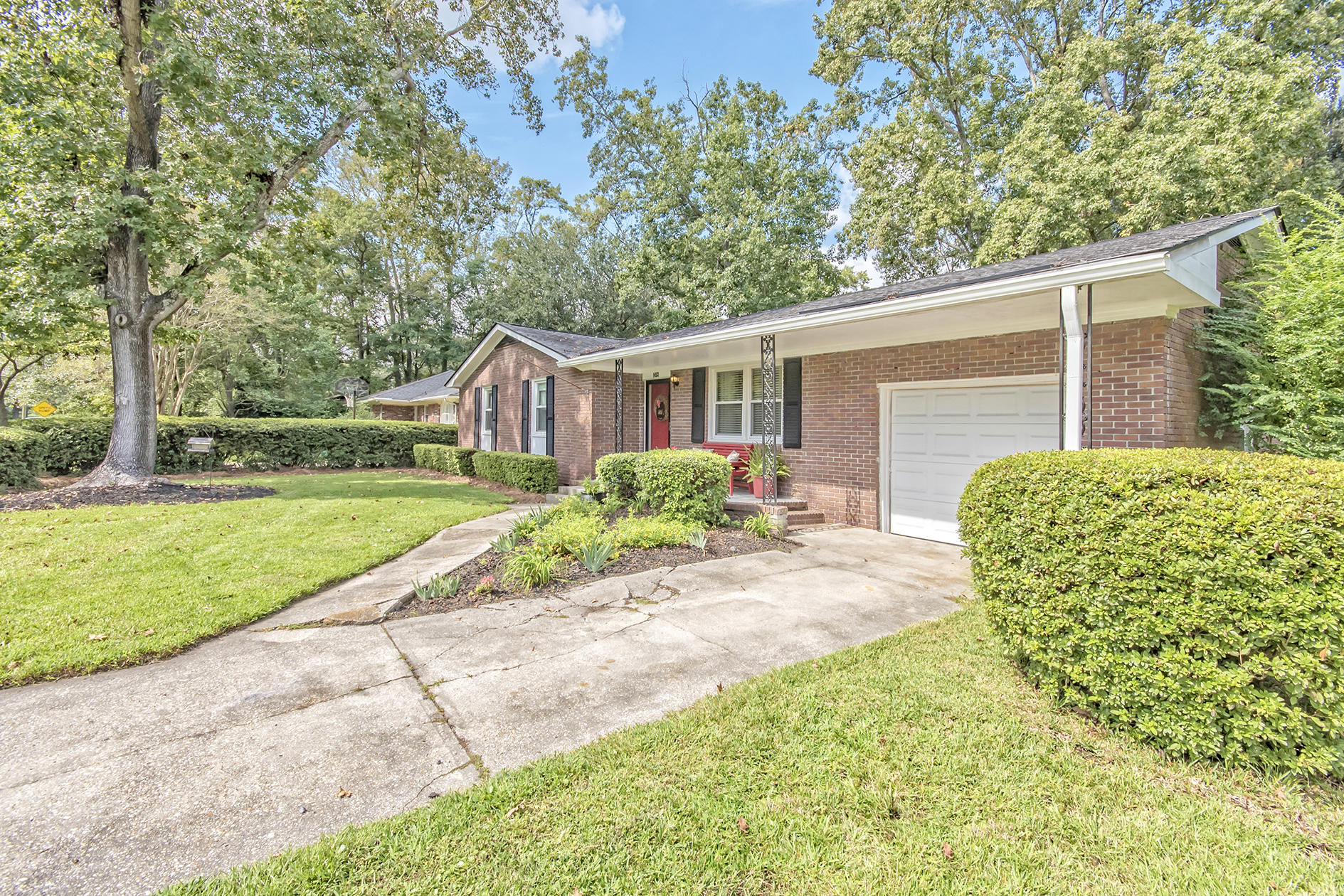 1452 Birthright Street Charleston, SC 29407 - Photo 26 of 33 Exterior Front
