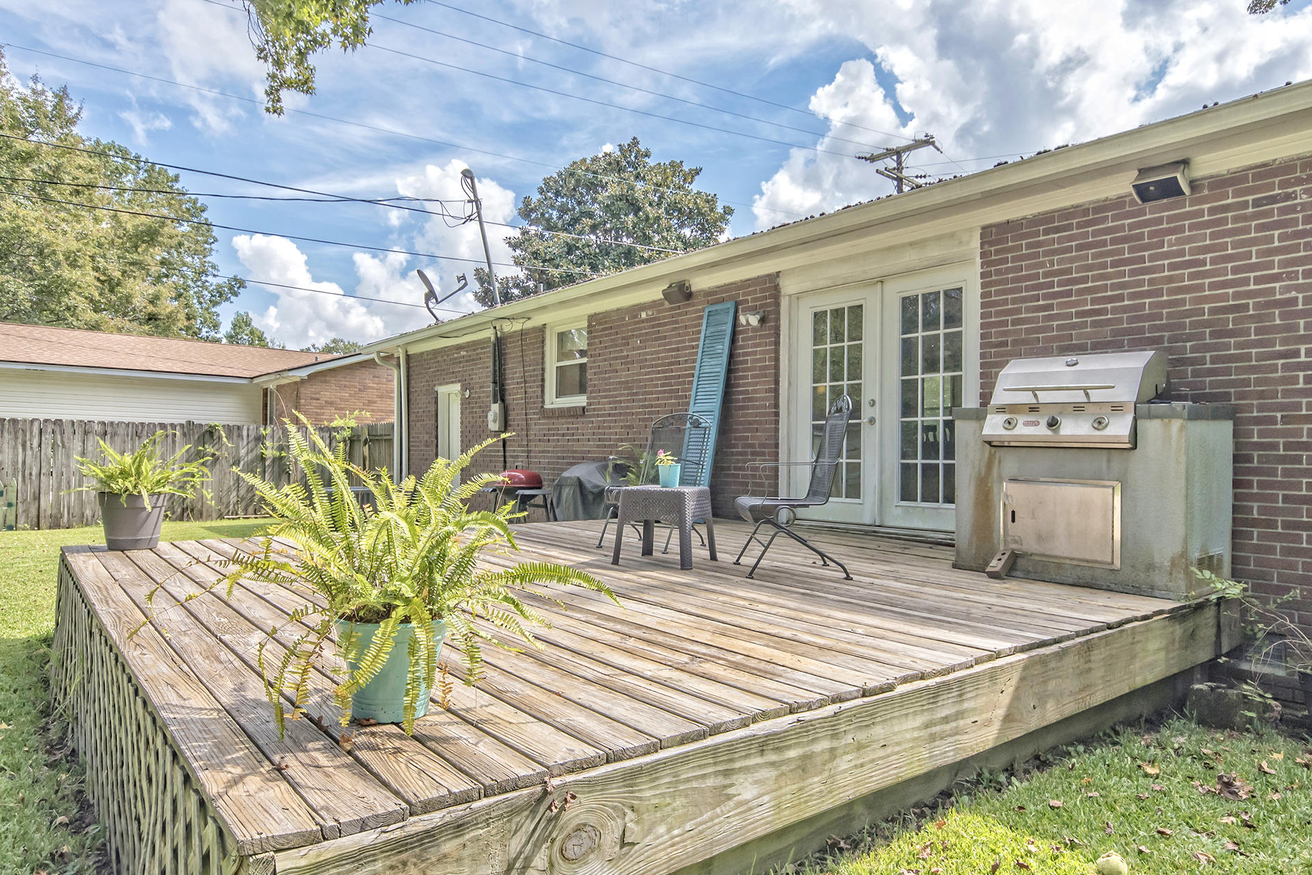 1452 Birthright Street Charleston, SC 29407 - Photo 30 of 33 Backyard Patio/Deck