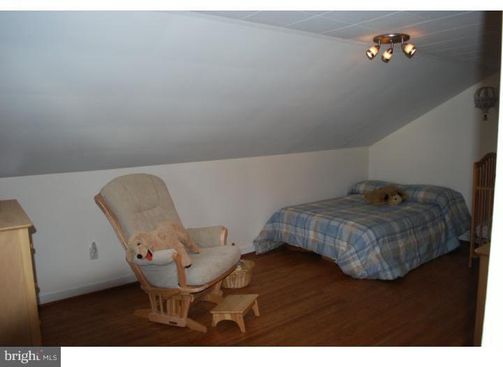 1520 Ashton Road Havertown, PA 19083 - Photo 11 of 25 Bedroom 3