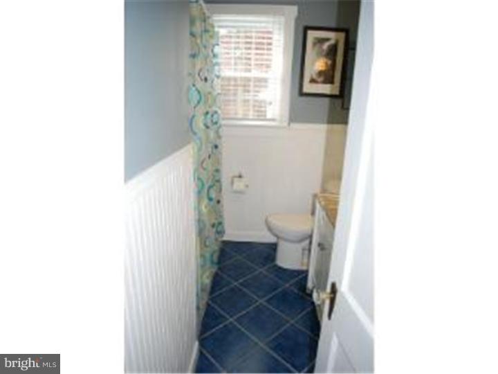 1520 Ashton Road Havertown, PA 19083 - Photo 8 of 25 Bathroom