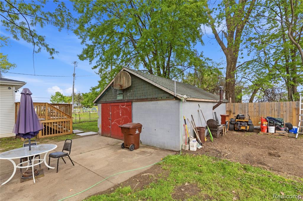 725 Mason Road Howell, MI 48843 - Photo 30 of 33
